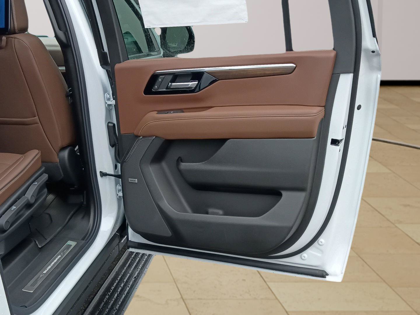 New 2026 Chevrolet Suburban High Country AWD/4WD image 24
