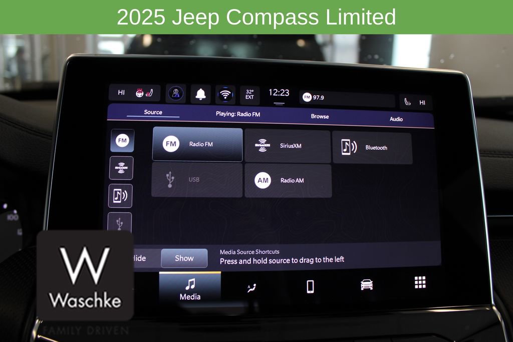 New 2025 Jeep Compass Limited w/ Sun & Sound Group image 45