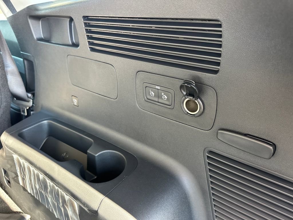 New 2026 Kia Sorento LX FWD image 34