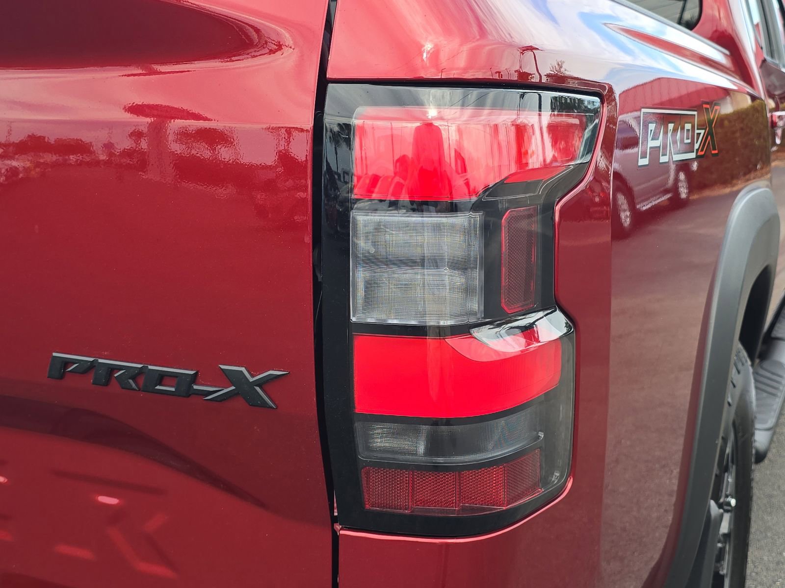 Used 2024 Nissan Frontier Pro-X w/ Technology Package RWD image 6