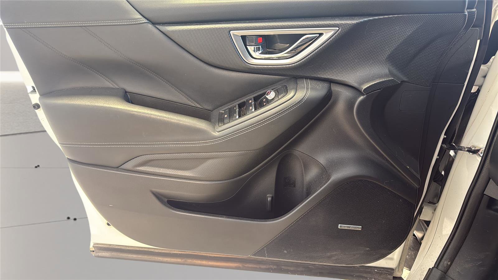 Used 2020 Subaru Forester Limited w/ Popular Package #3 image 19