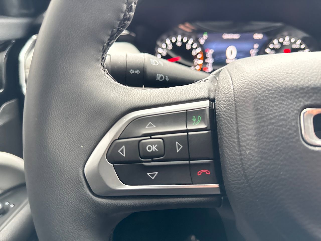 Used 2024 Jeep Compass Limited image 27