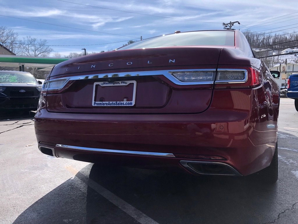 Used 2017 Lincoln Continental Reserve w/ Climate Package image 4