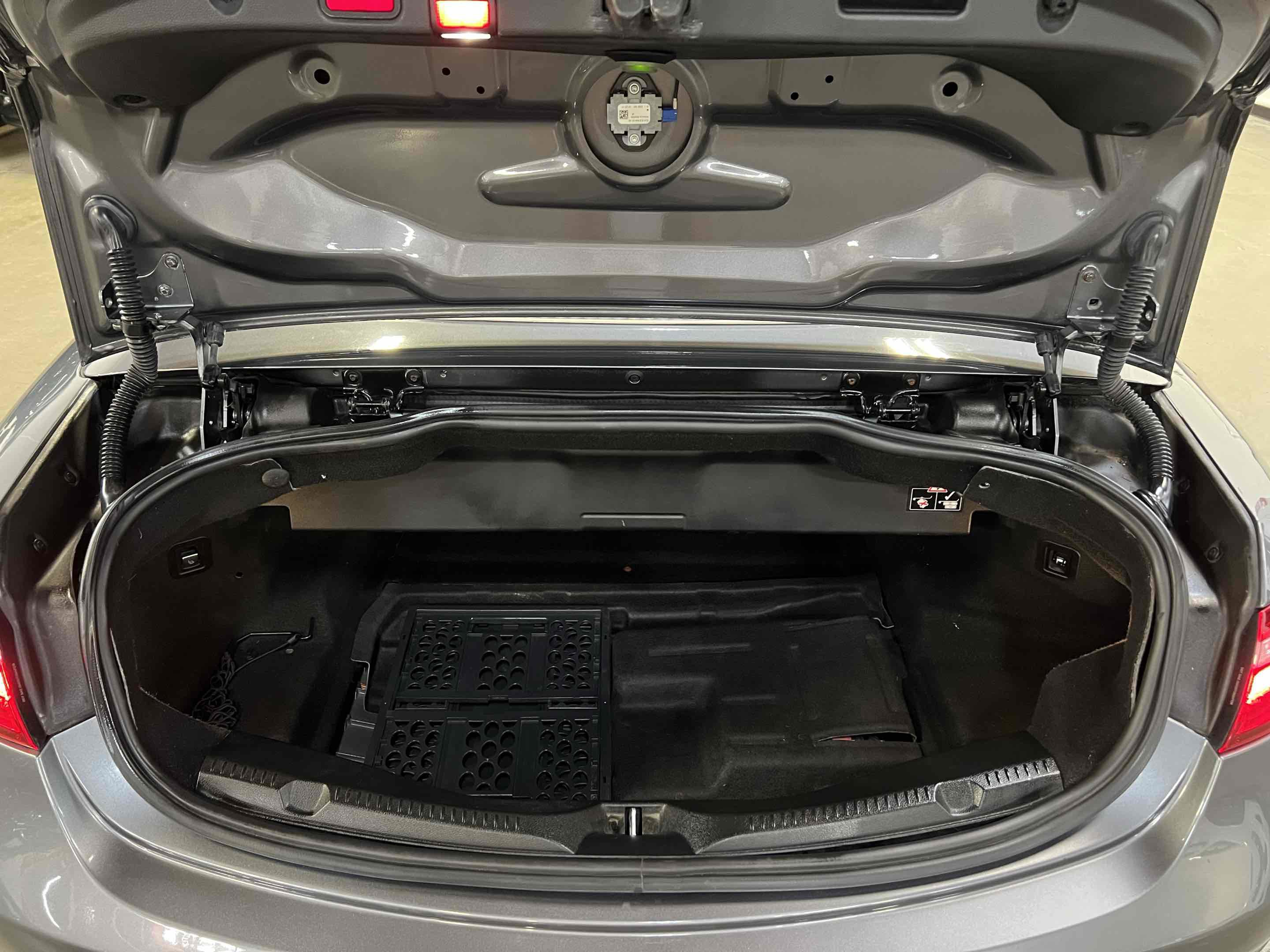 Used 2018 Mercedes-Benz E 400 Cabriolet image 63