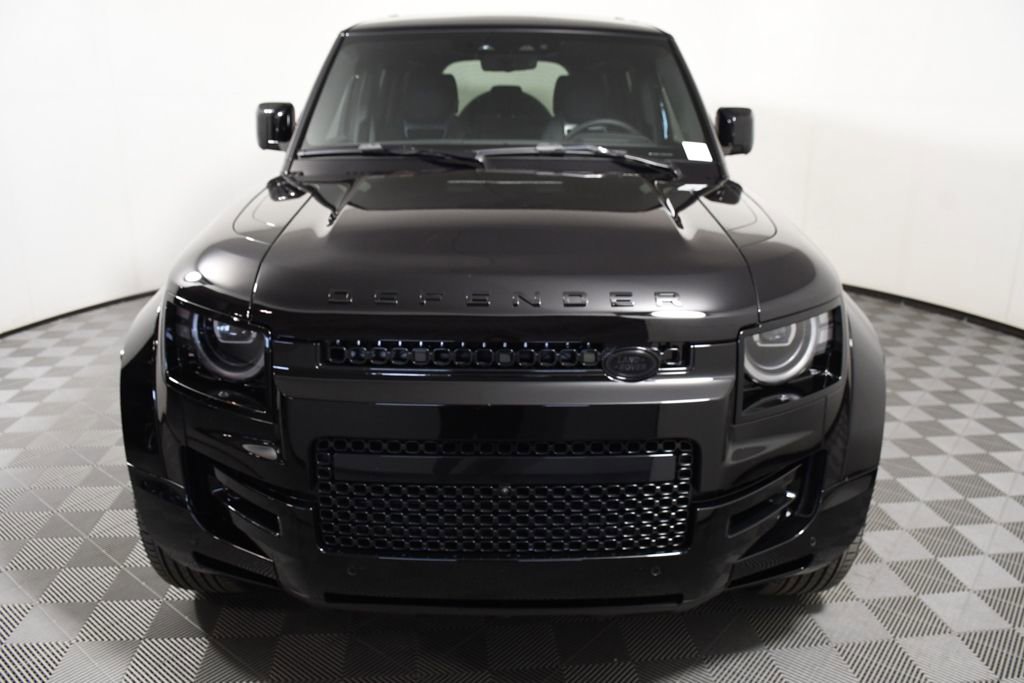 Used 2026 Land Rover Defender 110 AWD/4WD image 10
