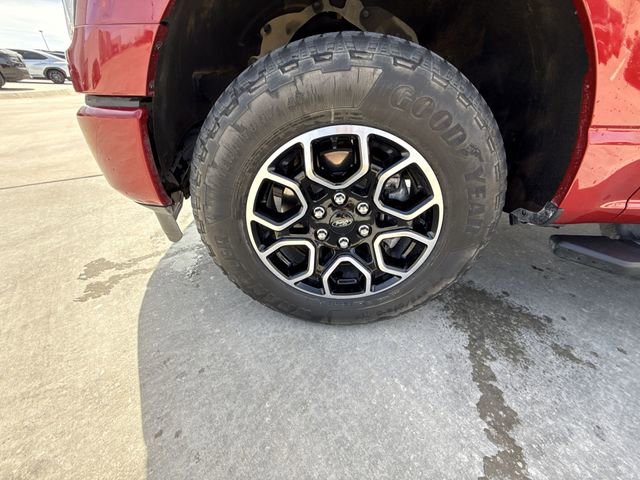 Used 2022 Ford F150 XLT w/ Equipment Group 302A High AWD/4WD image 10