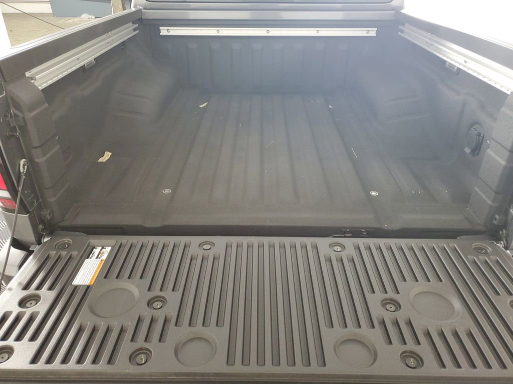 New 2025 Nissan Frontier SV w/ SV Convenience Package image 30