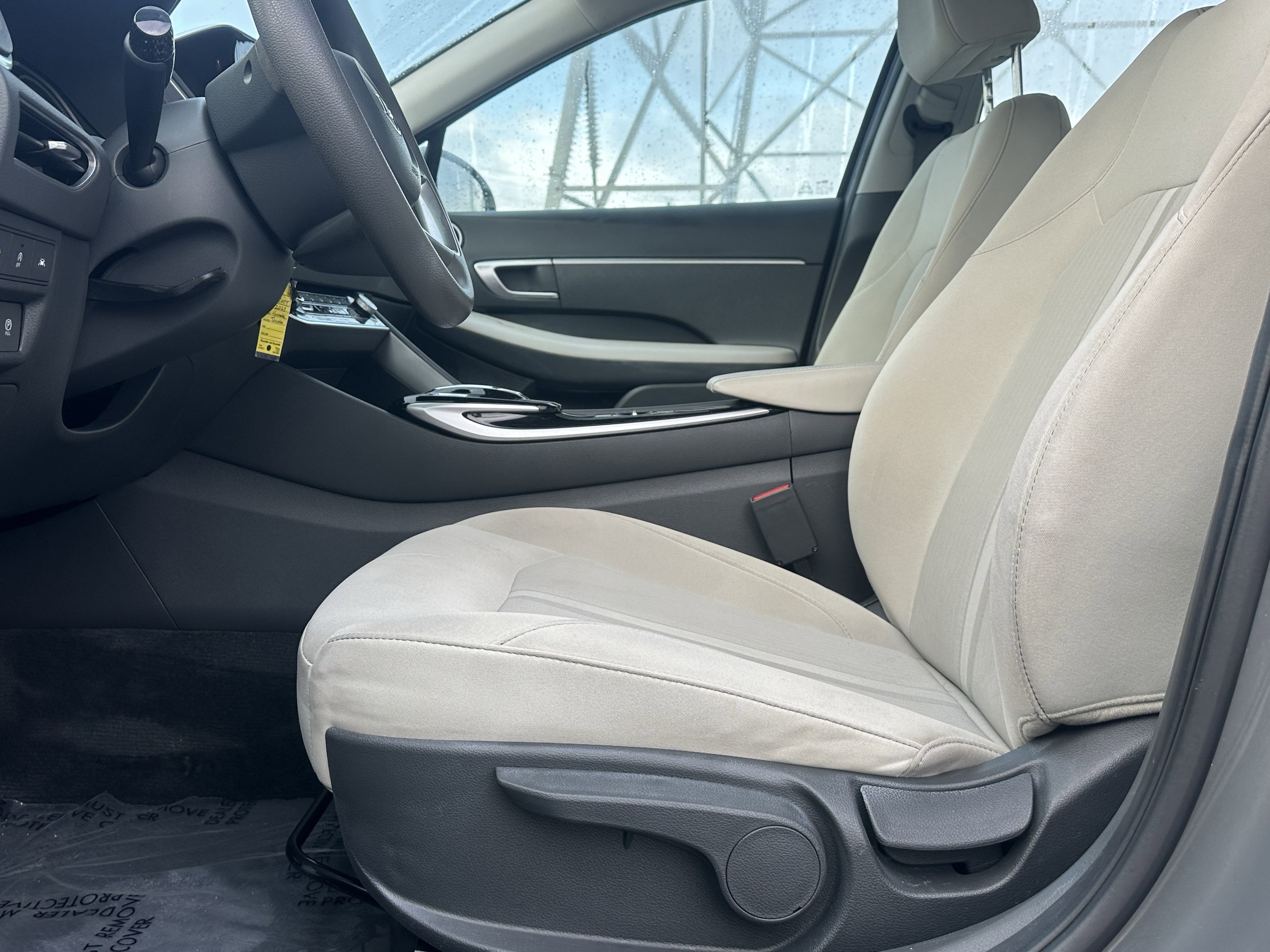 Used 2023 Hyundai Sonata SE image 12