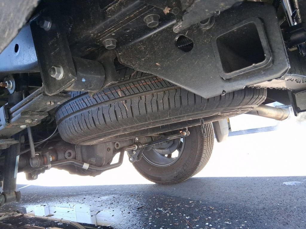 Certified 2025 Nissan Frontier SV w/ SV Convenience Package image 33