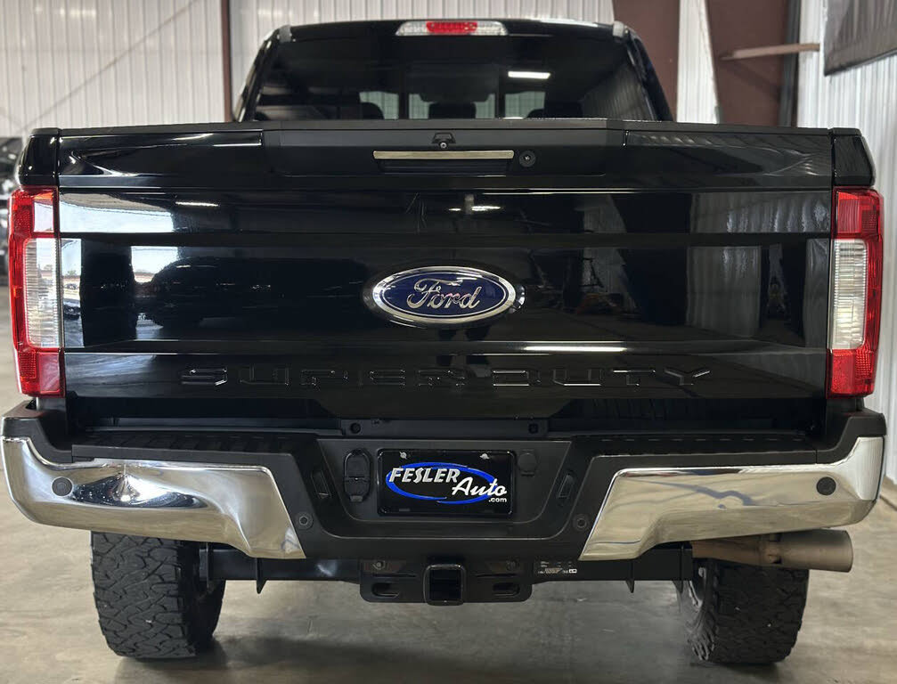 Used 2017 Ford F250 Lariat w/ Lariat Ultimate Package image 12