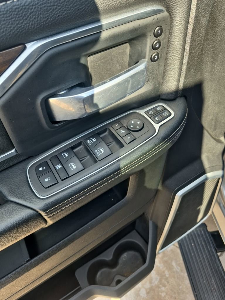 Used 2024 RAM 2500 Laramie image 14