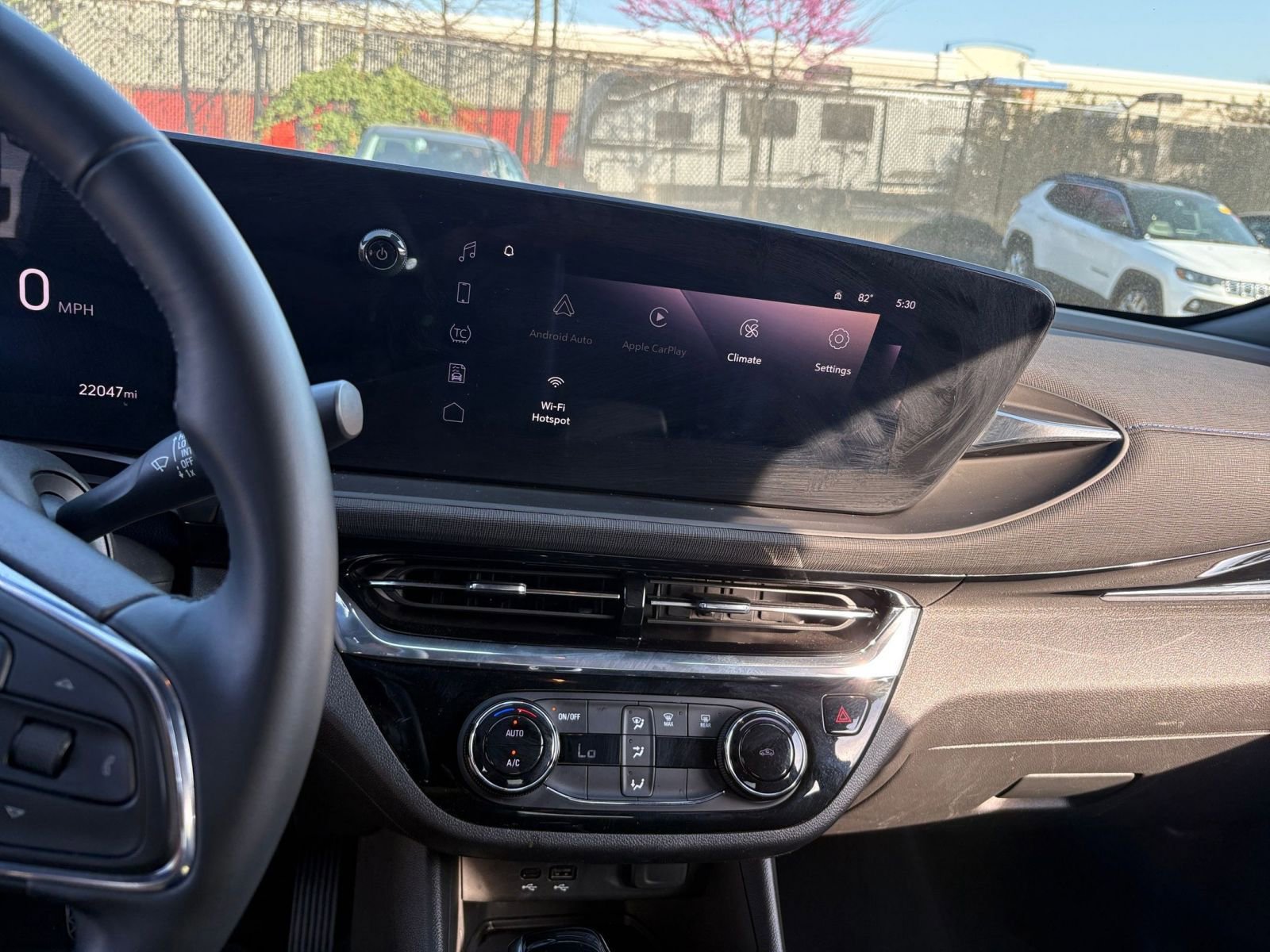 Used 2025 Buick Envista Sport Touring image 20