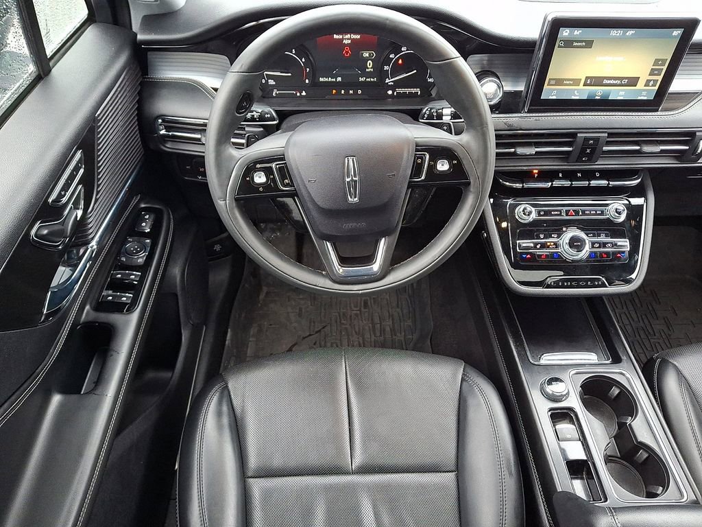 Used 2022 Lincoln Corsair AWD w/ Premium Package image 12