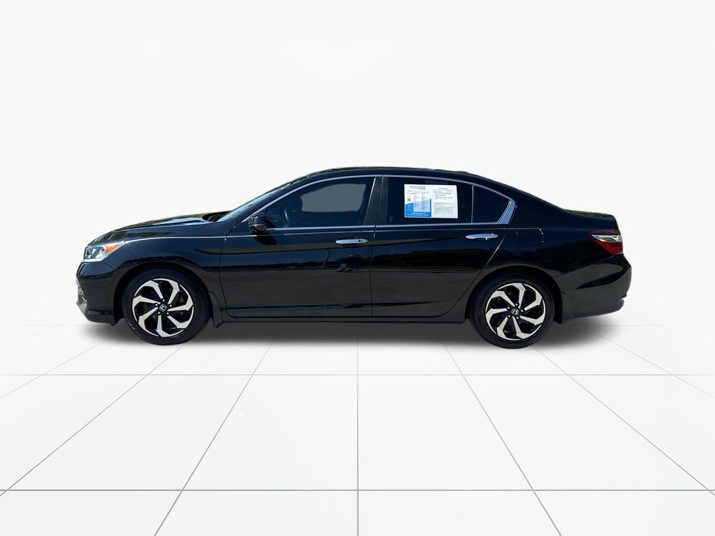 Certified 2017 Honda Accord EX image 4