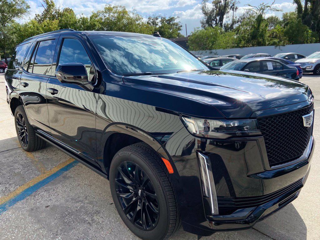 Used 2023 Cadillac Escalade Sport Platinum w/ LPO, ONYX Package AWD/4WD image 8