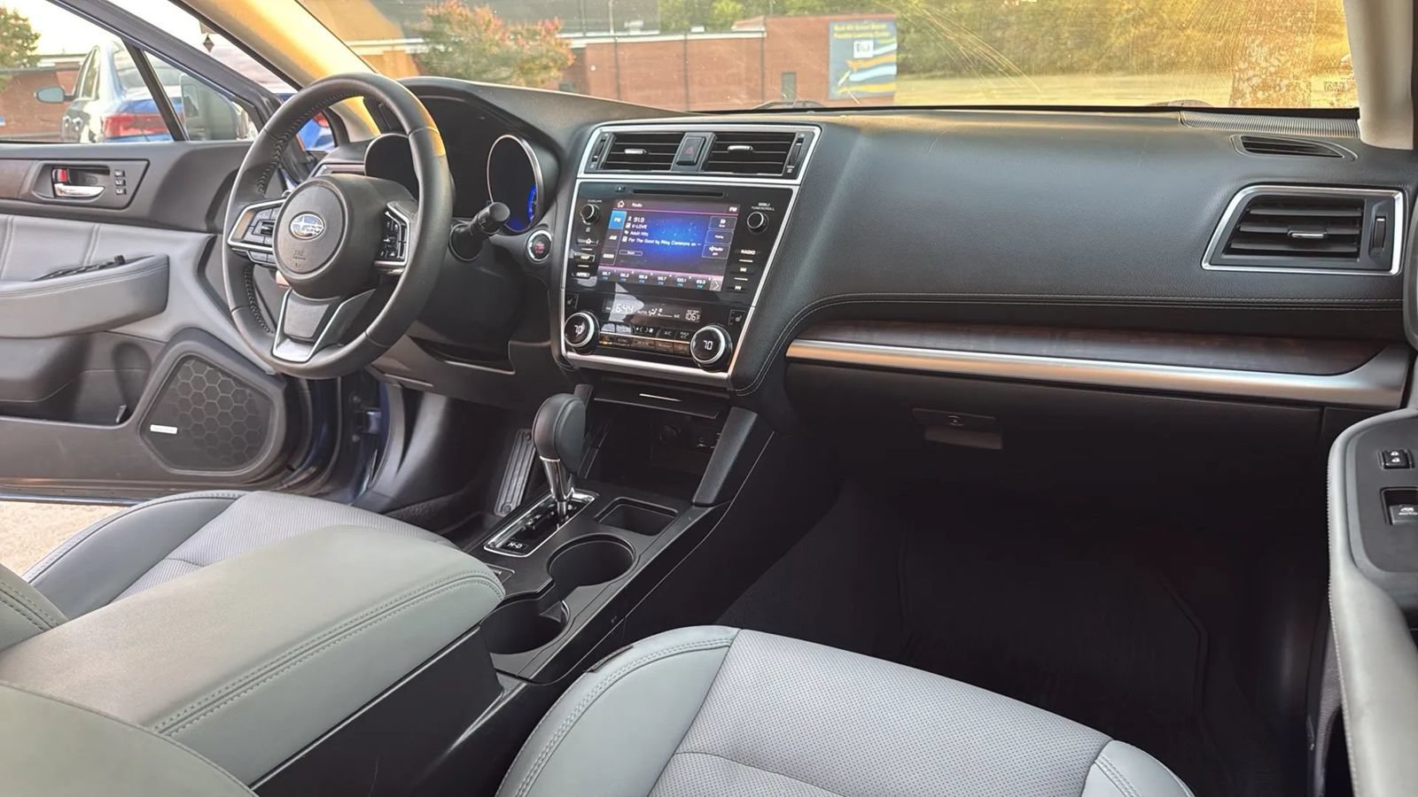 Used 2019 Subaru Outback 2.5i Limited AWD/4WD image 23