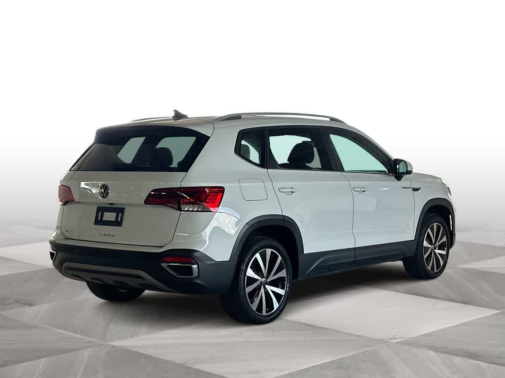 Certified 2023 Volkswagen Taos SE w/ Panoramic Sunroof Package FWD image 8