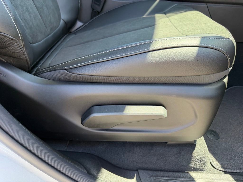 New 2026 Jeep Grand Cherokee L 4WD image 28