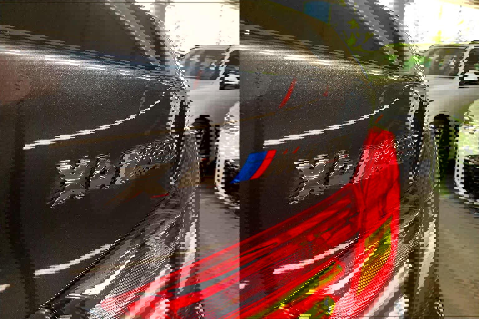 Used 2018 BMW X4 M40i image 9