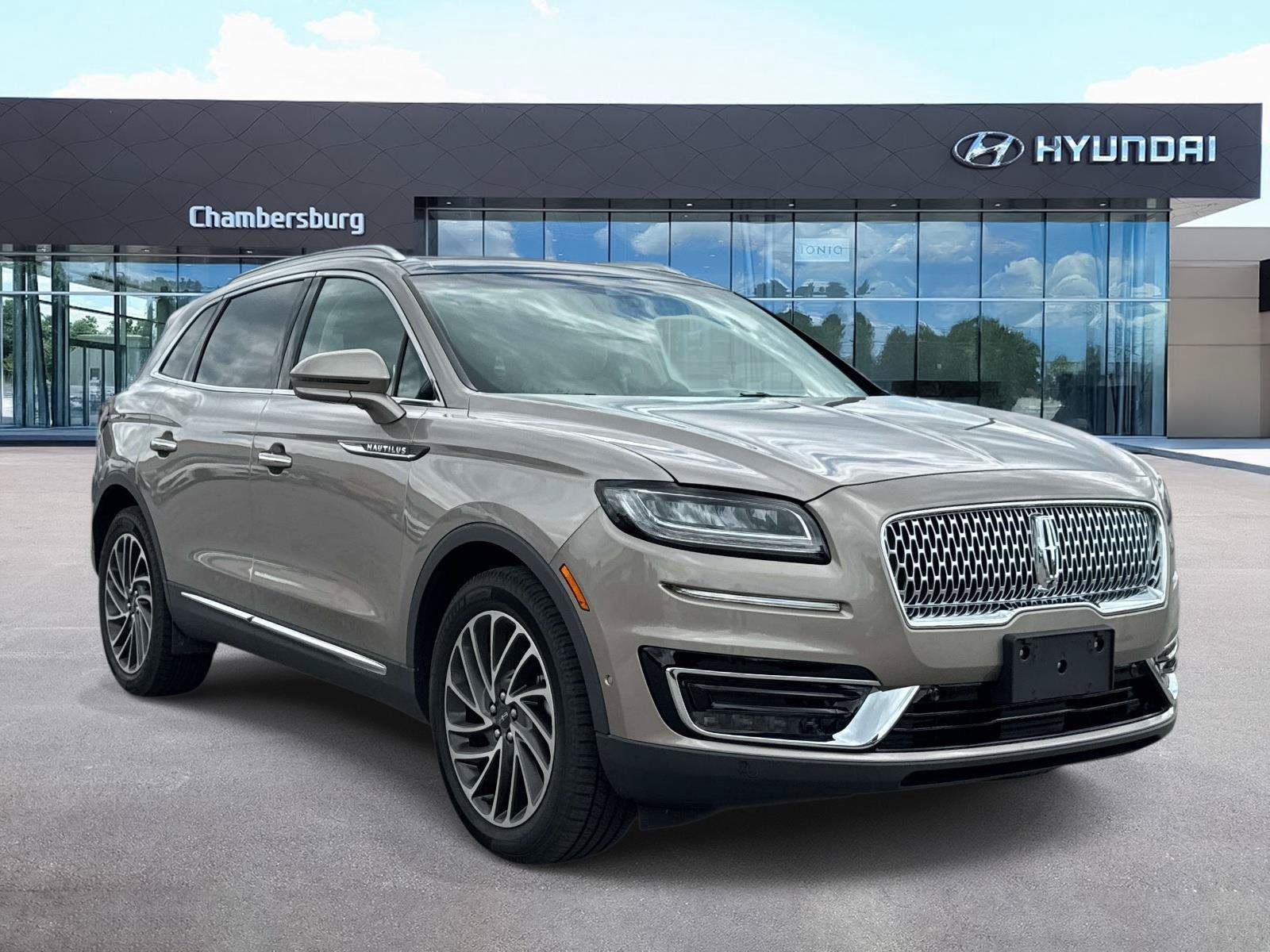 Used 2020 Lincoln Nautilus Reserve w/ Equipment Group 201A AWD/4WD image 1
