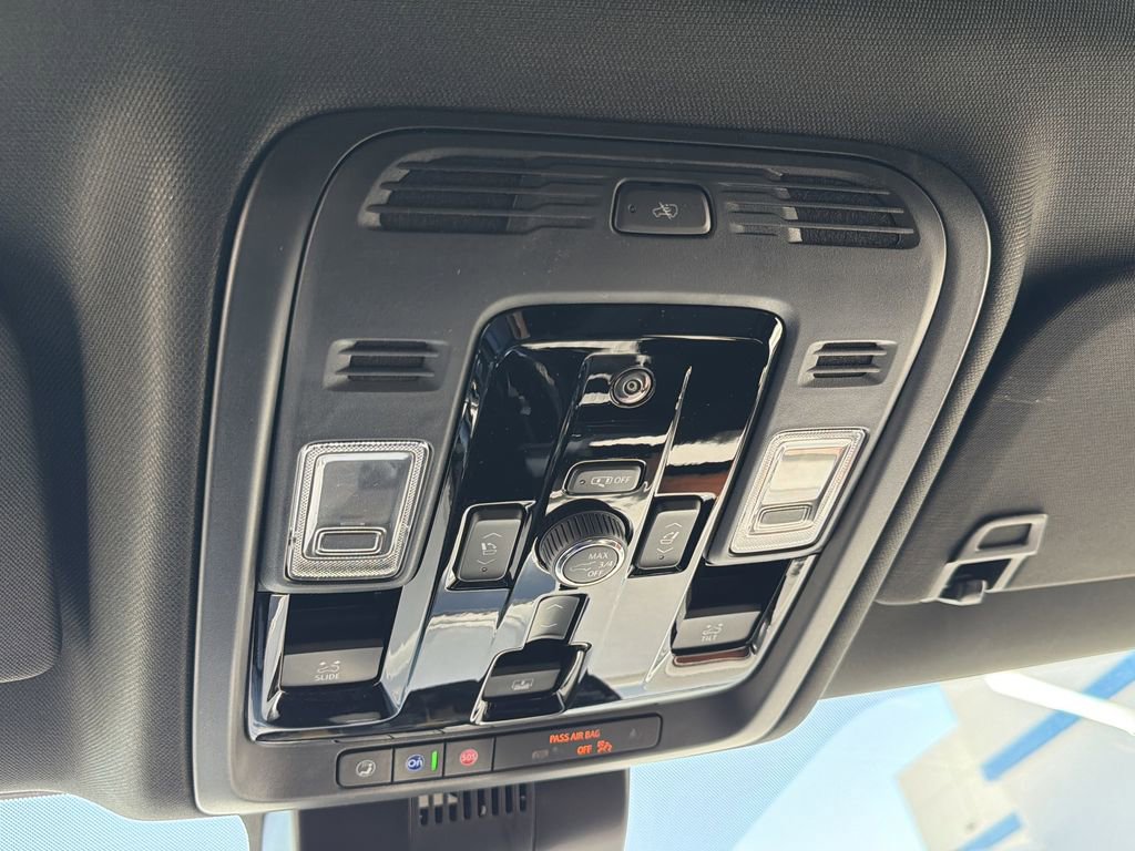 New 2026 GMC Yukon Denali w/ Denali Reserve Package RWD image 12