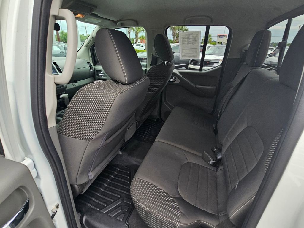 Used 2019 Nissan Frontier Desert Runner RWD image 11