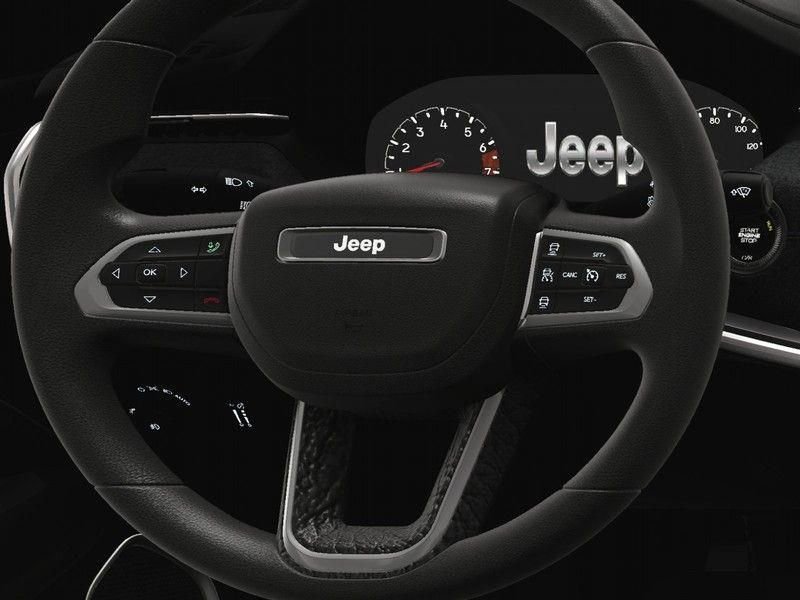Certified 2025 Jeep Compass Latitude w/ Sun & Sound Group image 21