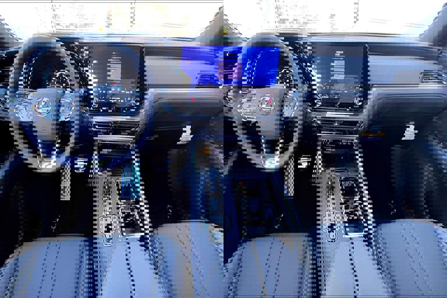 New 2026 Lexus TX 500h AWD image 5