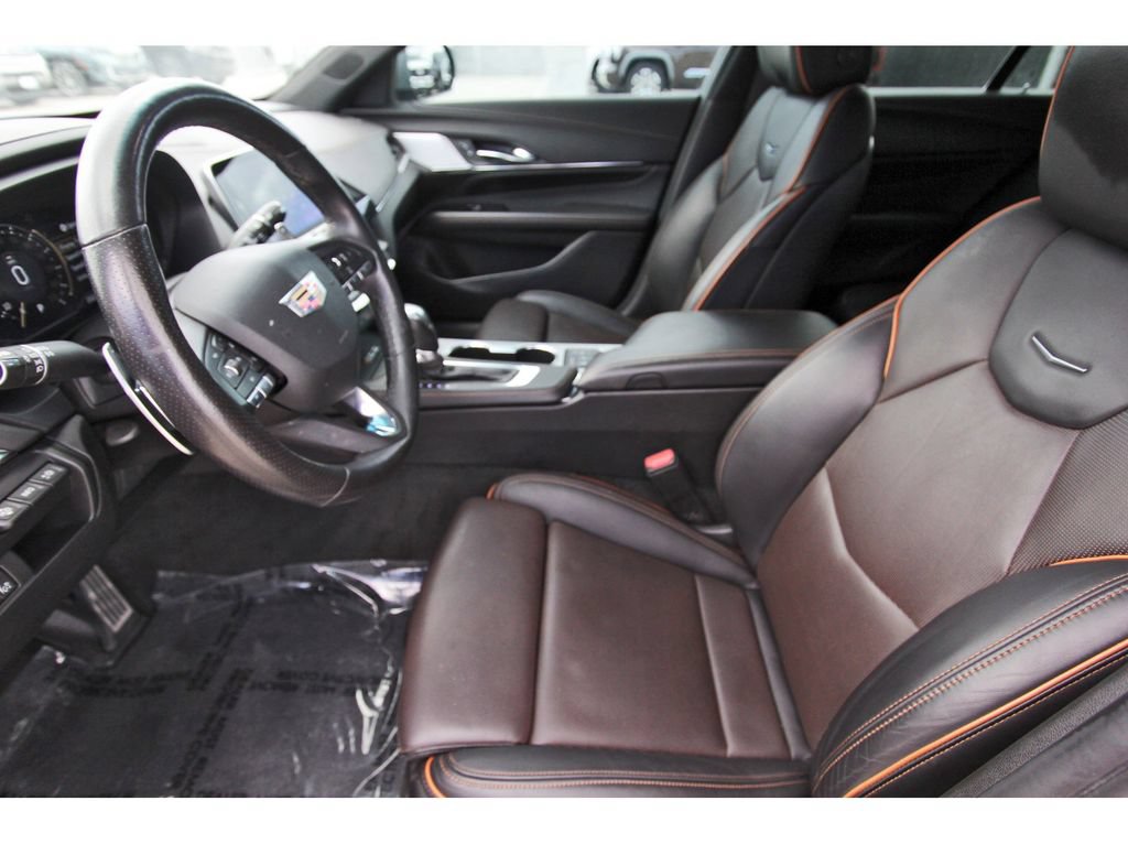 Used 2023 Cadillac CT4 Sport RWD image 6
