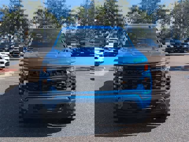 Used 2024 Chevrolet Silverado 1500 Custom image 3