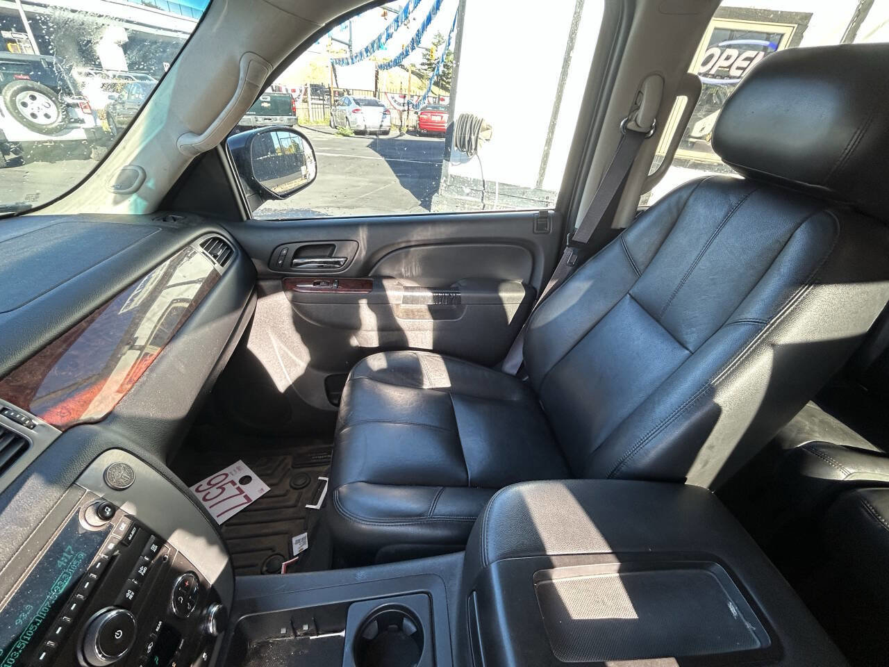 Used 2014 GMC Yukon XL SLT image 36