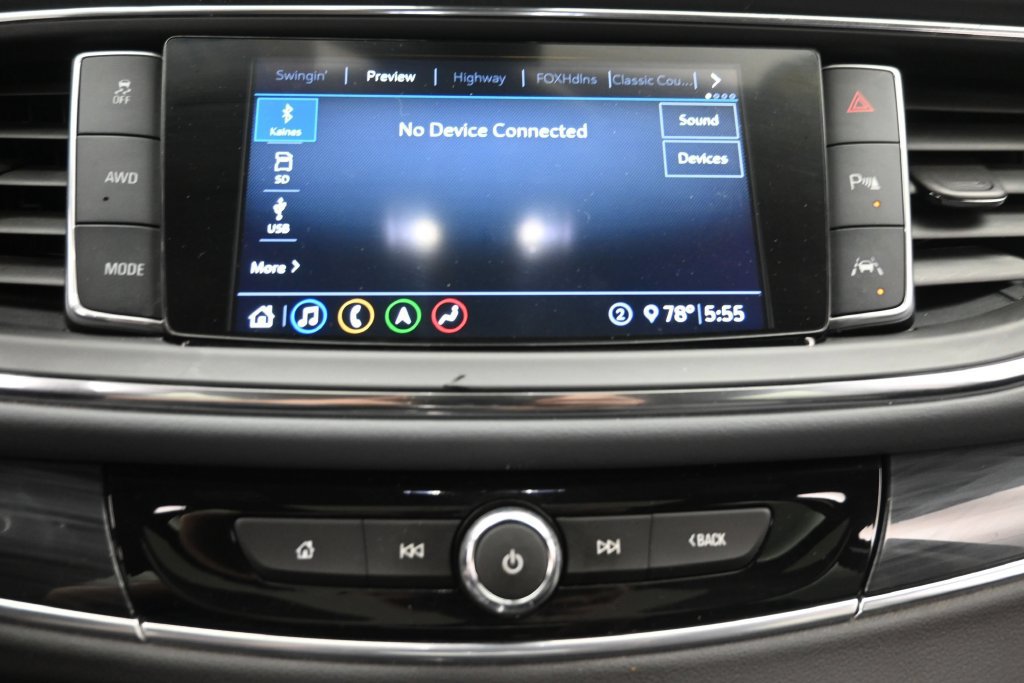 Used 2021 Buick Enclave Premium w/ Sun and Sites Package AWD/4WD image 20