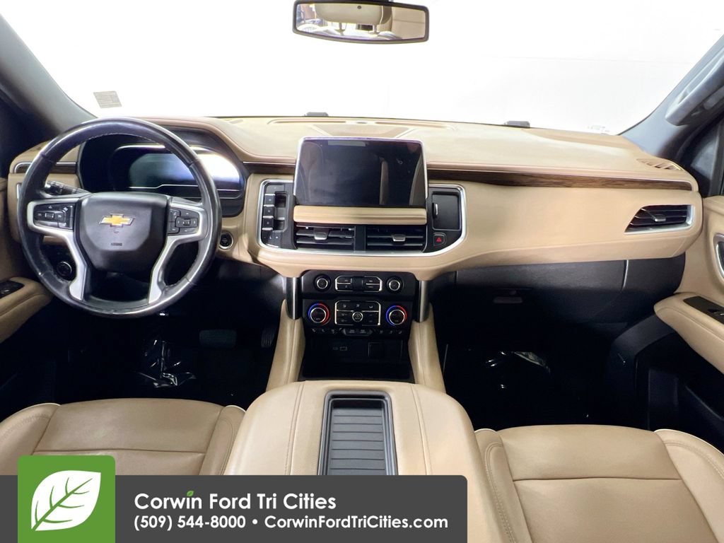 Used 2022 Chevrolet Suburban Premier AWD/4WD image 7