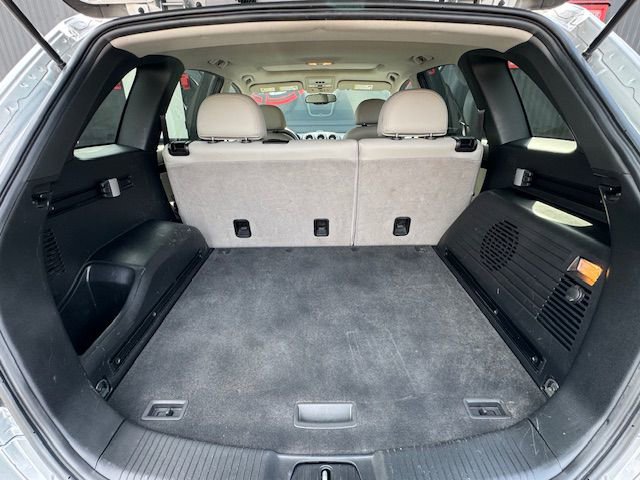 Used 2014 Chevrolet Captiva Sport LTZ FWD image 10