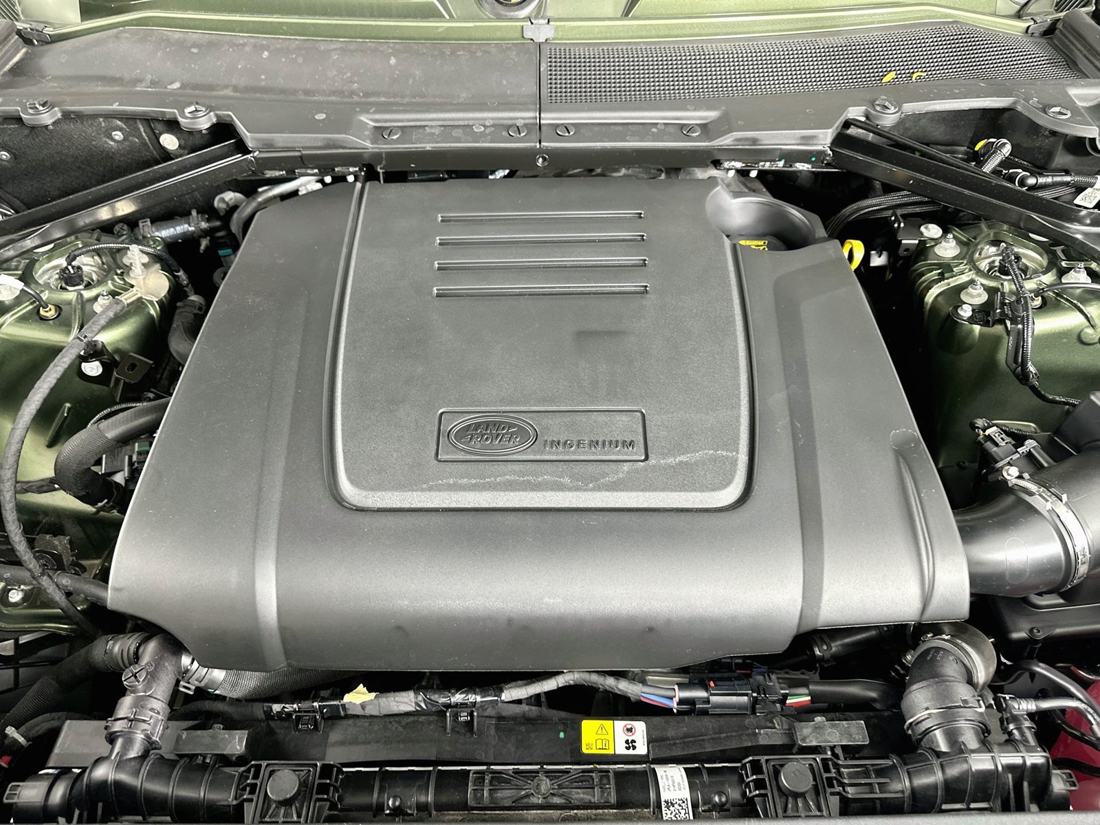 New 2026 Land Rover Defender 110 S AWD/4WD image 14