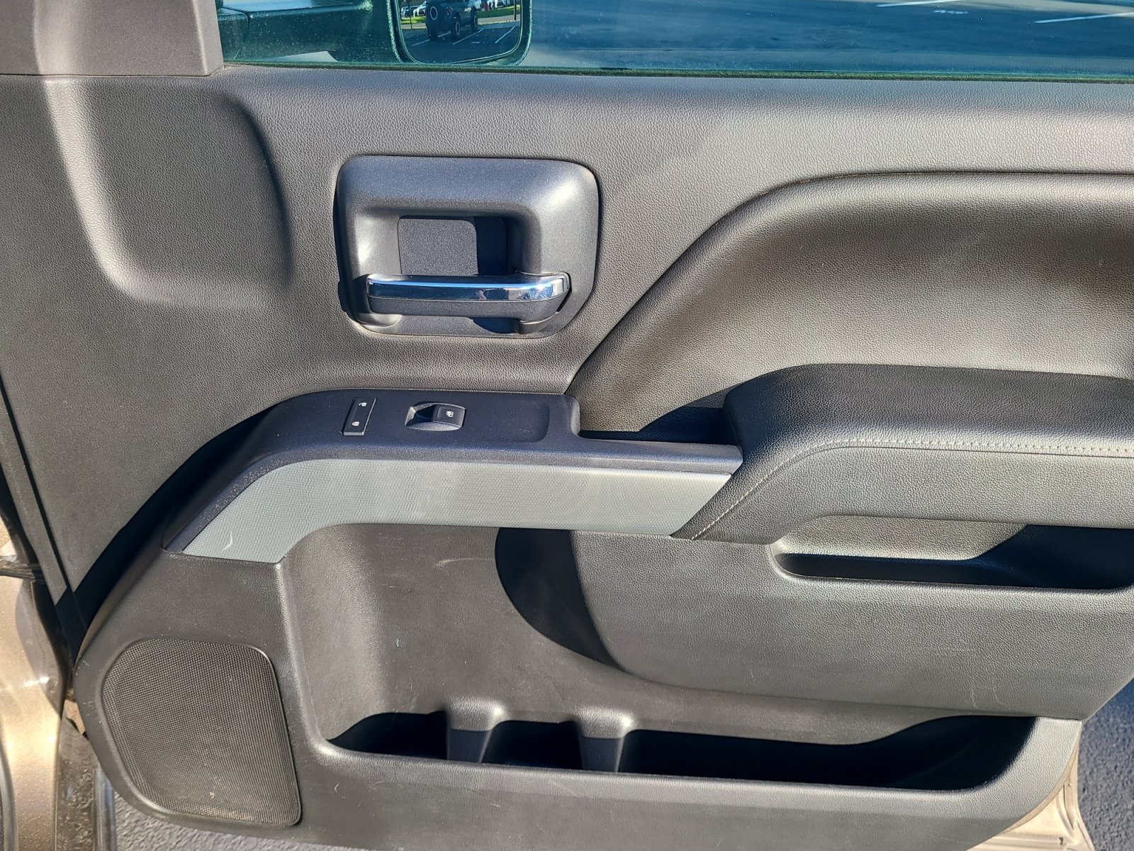 Used 2015 Chevrolet Silverado 3500 LT w/ LT Convenience Package AWD/4WD image 16