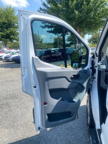 Used 2018 Ford Transit 250 130 Low Roof w/ Exterior Upgrade Package RWD image 16