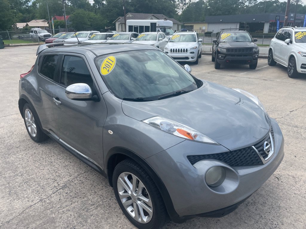 Used 2011 Nissan Juke SL w/ Chrome Pkg FWD image 4