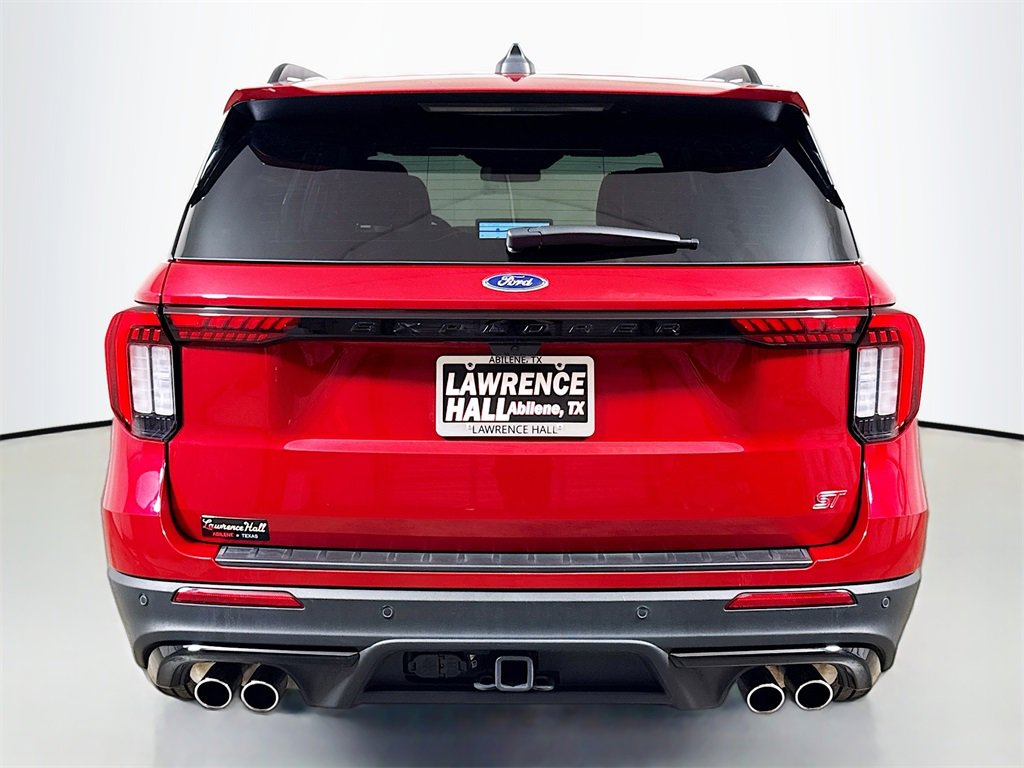 Used 2025 Ford Explorer ST image 5
