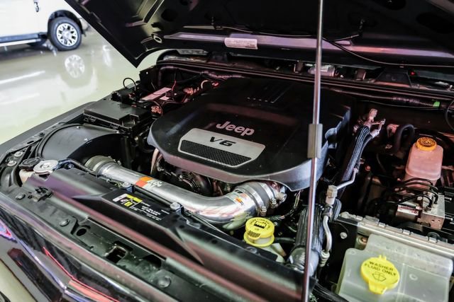 Used 2017 Jeep Wrangler Unlimited Willys image 47