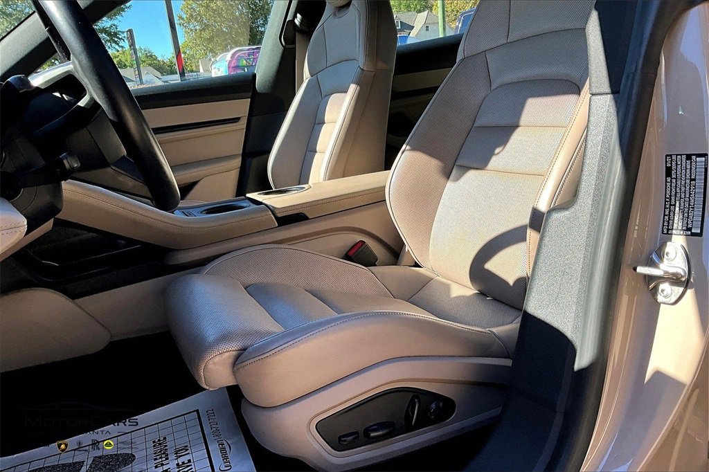 Used 2021 Porsche Taycan 4S image 22