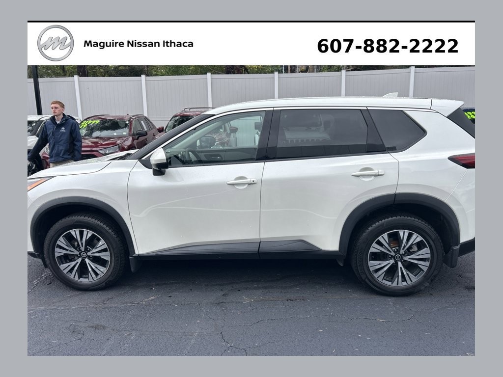 Used 2021 Nissan Rogue SV AWD/4WD image 1