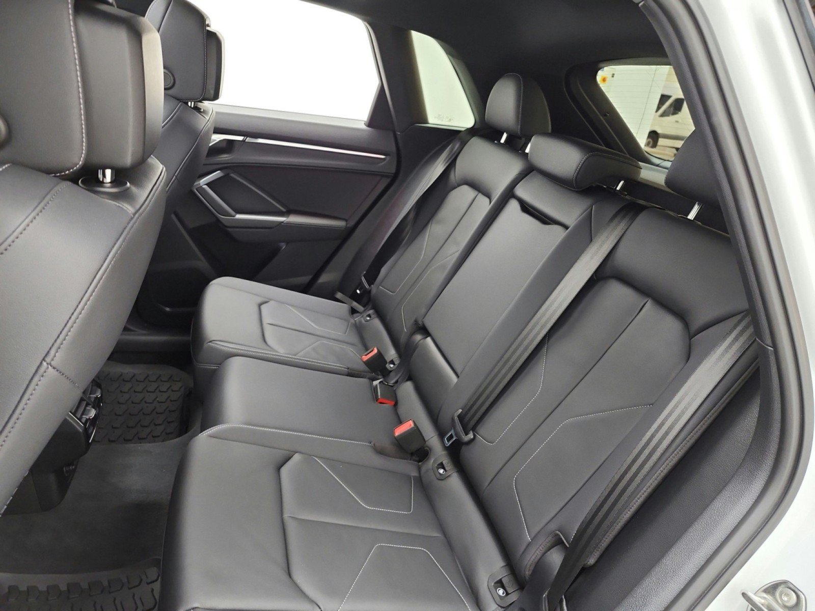 Used 2022 Audi Q3 2.0T Premium Plus AWD/4WD image 16