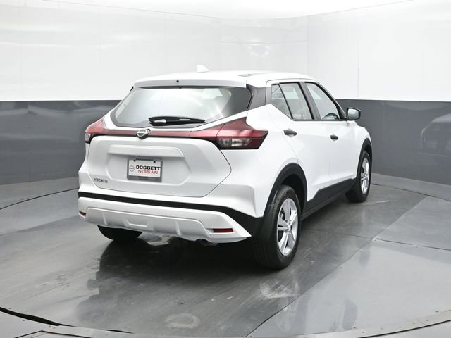 New 2025 Nissan Kicks Play S image 11