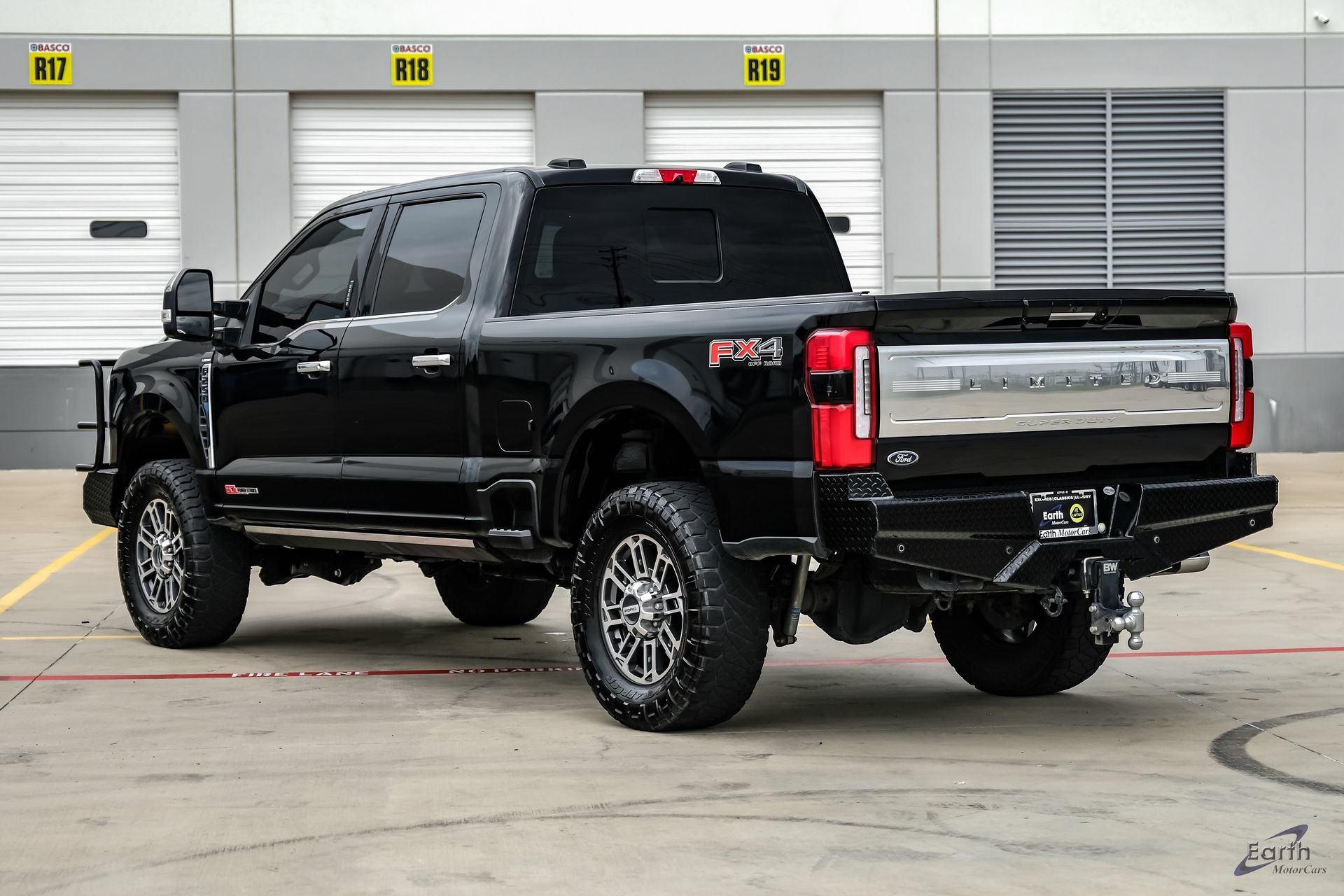 Used 2024 Ford F250 Limited w/ FX4 Off-Road Package AWD/4WD image 10