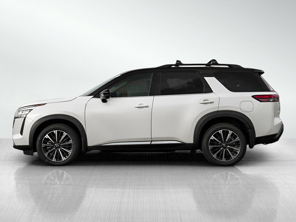 New 2026 Nissan Pathfinder Platinum w/ Cargo Package AWD/4WD image 4