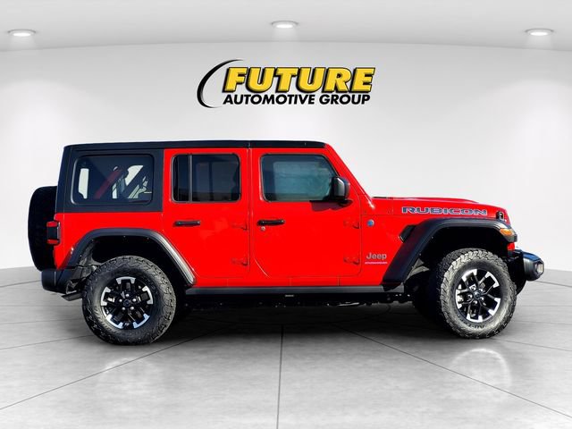 Used 2024 Jeep Wrangler Unlimited Rubicon 4xe AWD/4WD image 3