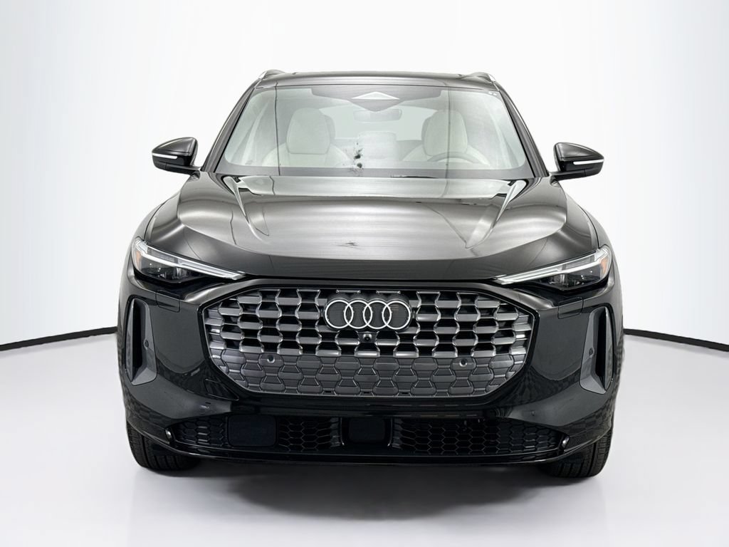 Certified 2025 Audi Q5 Premium Plus w/ Premium Plus AWD/4WD image 3
