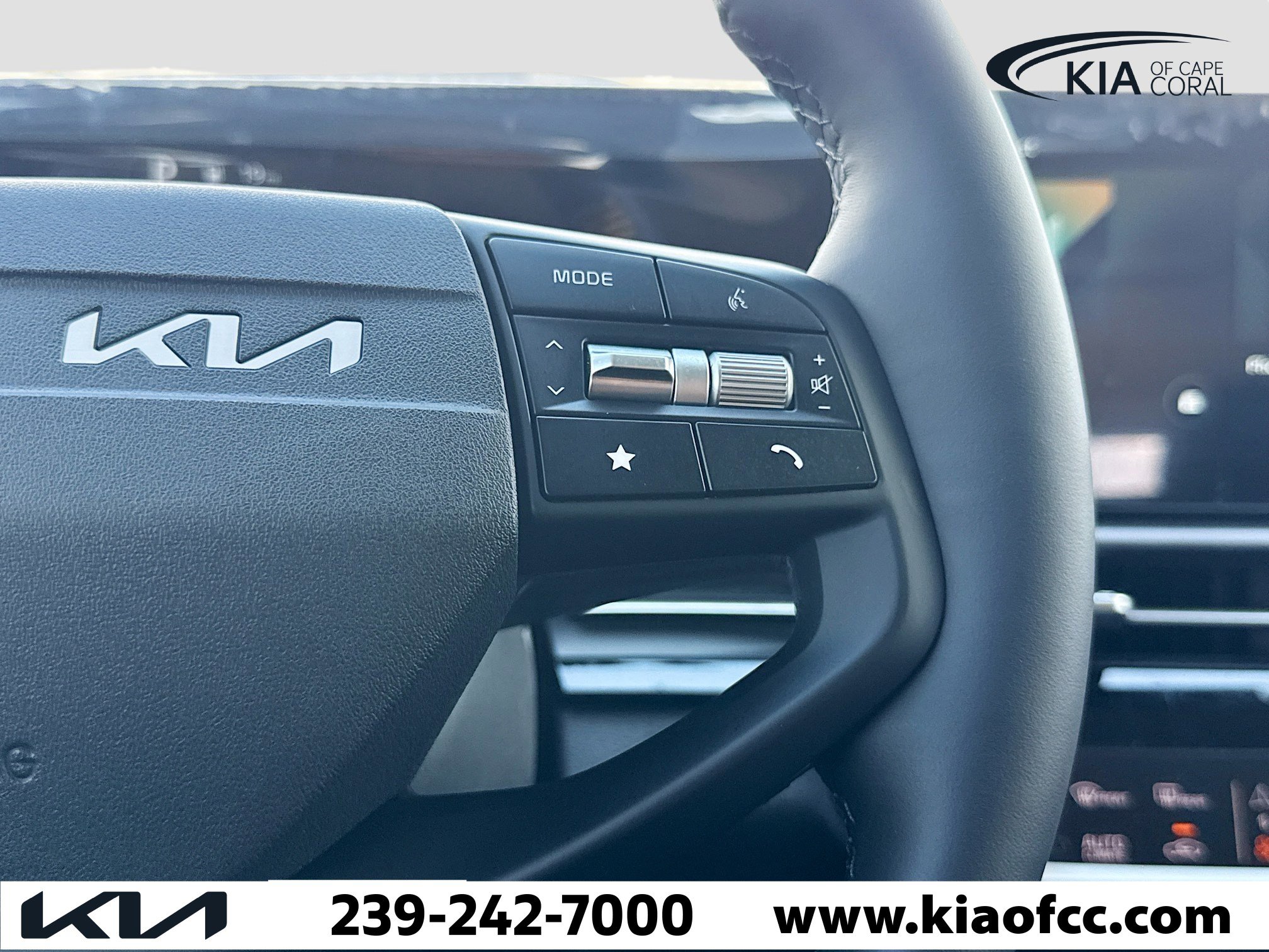 New 2026 Kia Sportage EX image 36