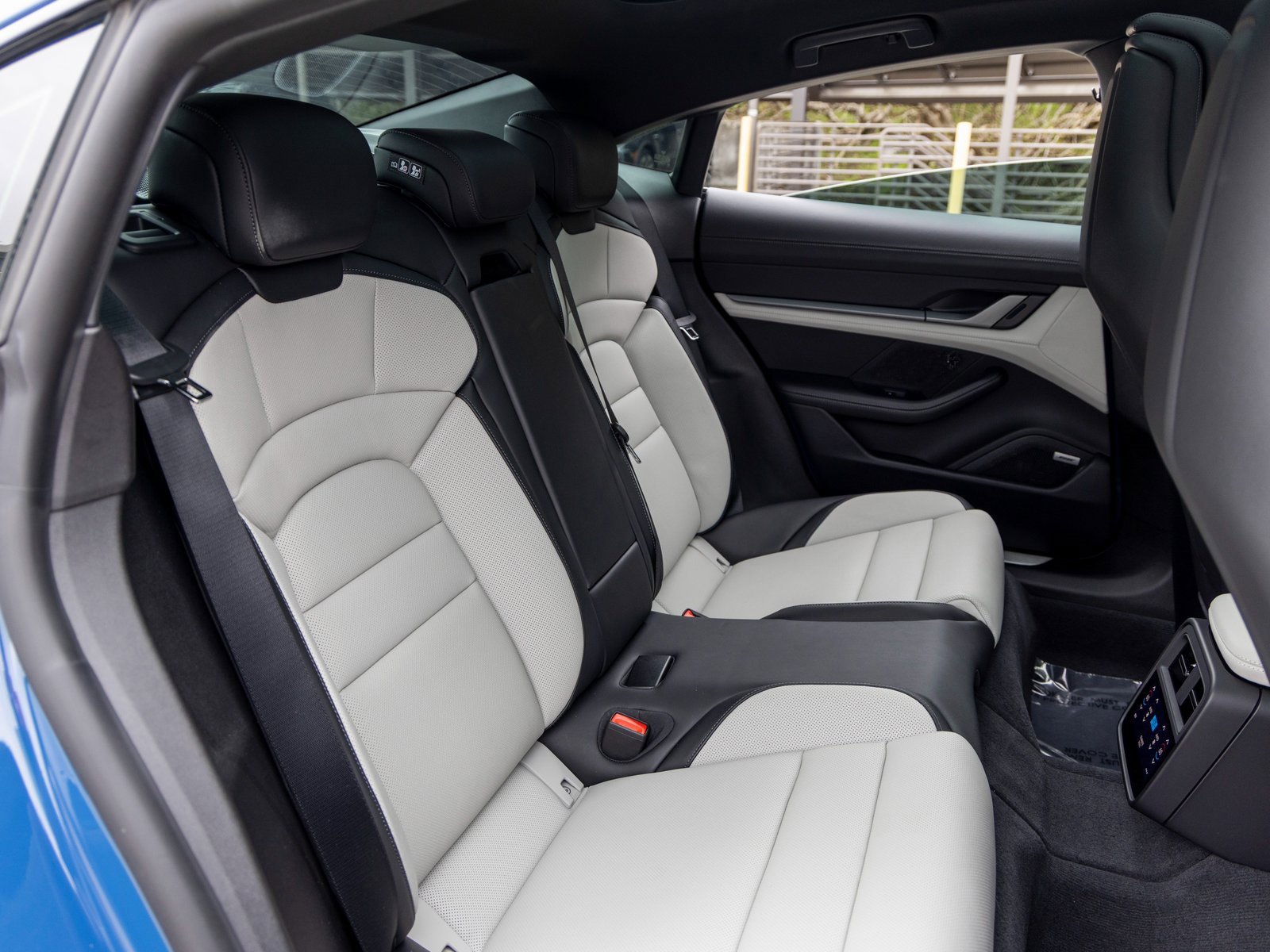 New 2025 Porsche Taycan 4S image 46